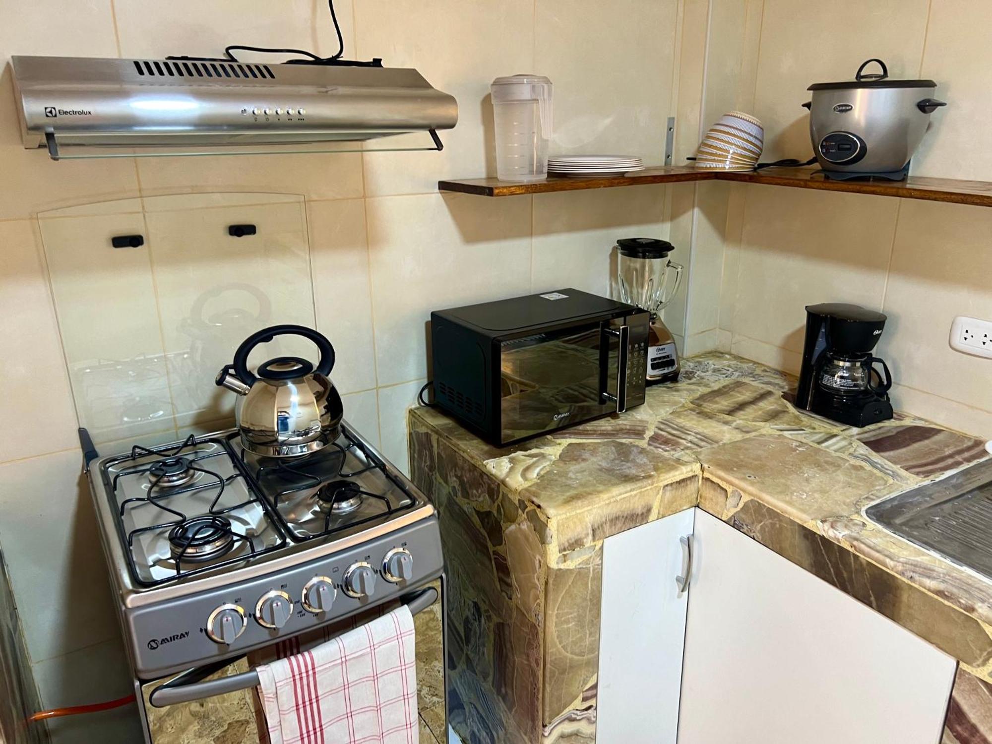 Apartamento San Miguel, Precioso Depa 3 Camas, Internet Y Cable *